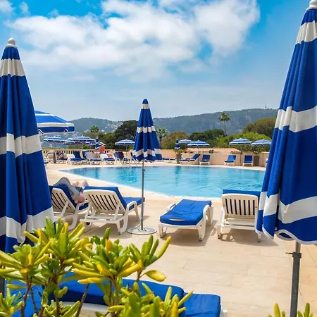 Pierre & L'ange Gardien Hotel apartamentowy 3*