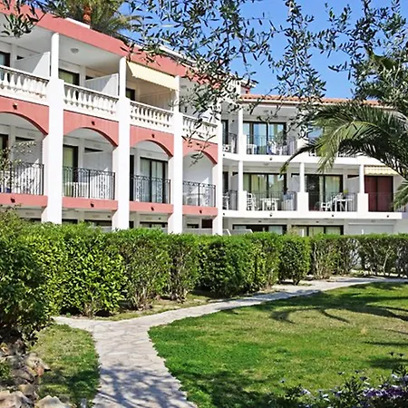 Hotel apartamentowy Pierre & L'ange Gardien 3*